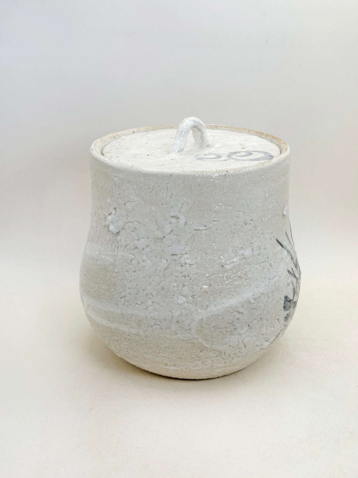 TB312 -  Karatsu-yaki water jar mizusashi 唐津焼