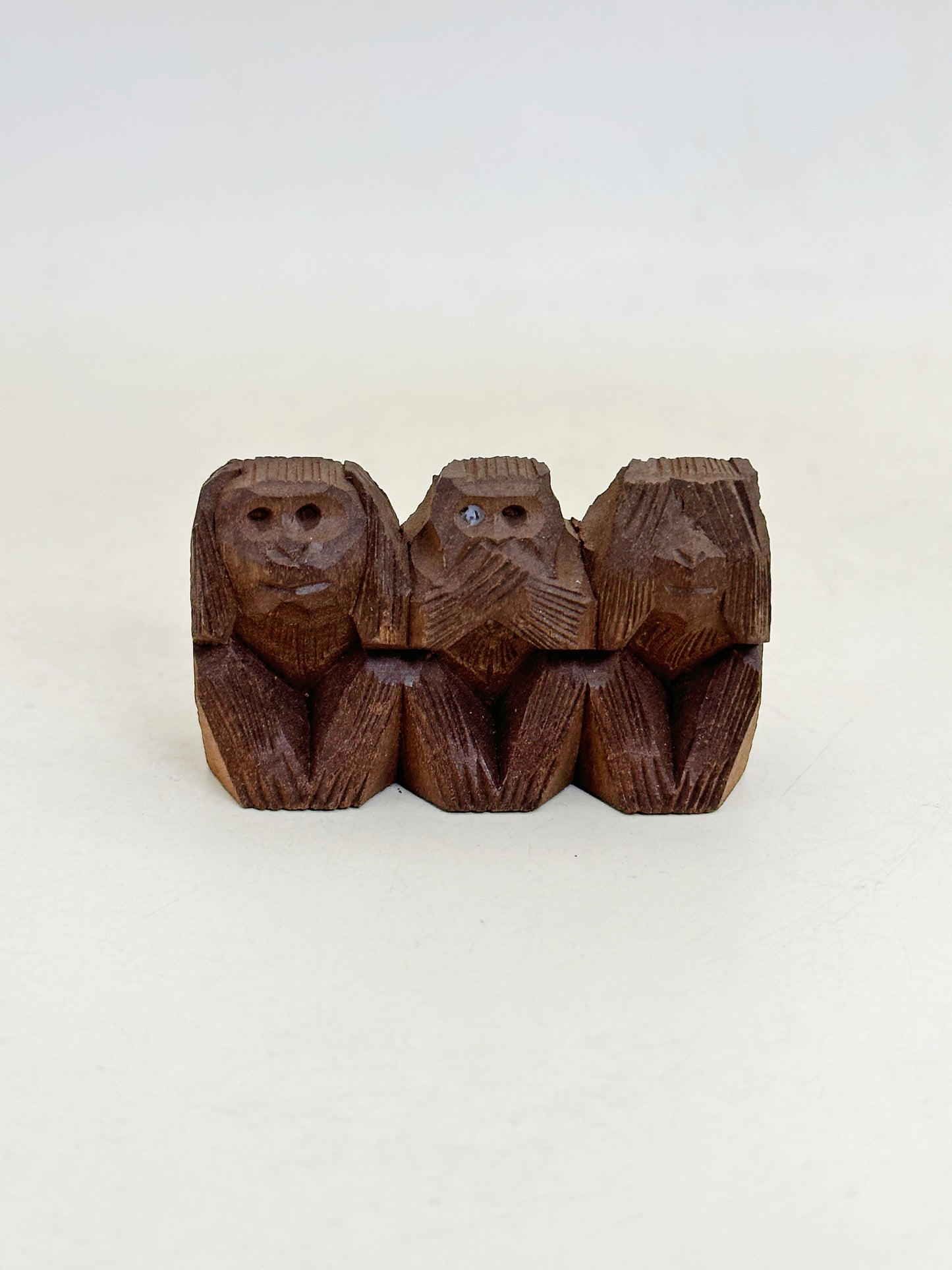 FT491 - The three wise monkeys Nikkō folk craft 三猿