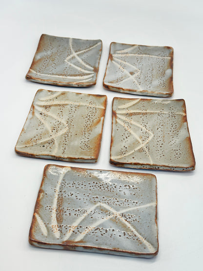 TB205 -  Shino-yaki Small Plate sell by Shūsen 秀泉