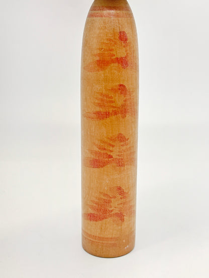 K25135 - Traditional Togatta kokeshi by Fumio Sato 佐藤文男