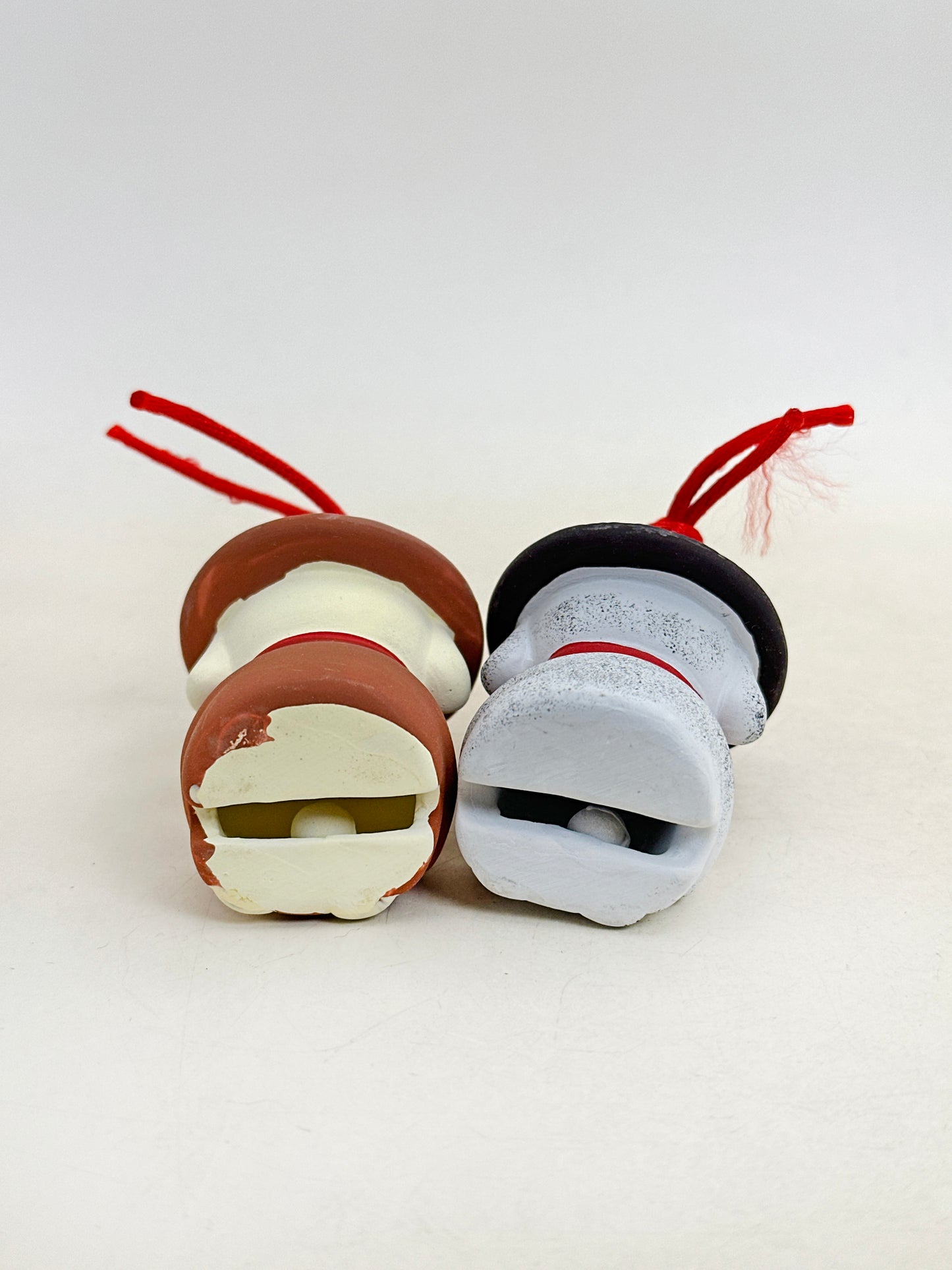CB285 - Dorei Clay Bell Kasa Jizō 笠地蔵