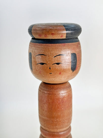 K18141 - Yajiro Kokeshi by Fukuo Niiyama 新山福雄