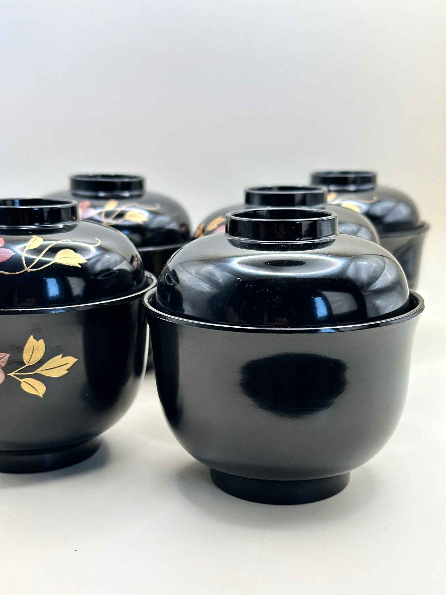 TB214 - Set of Lidded Bowls of Wajima-nuri 輪島塗