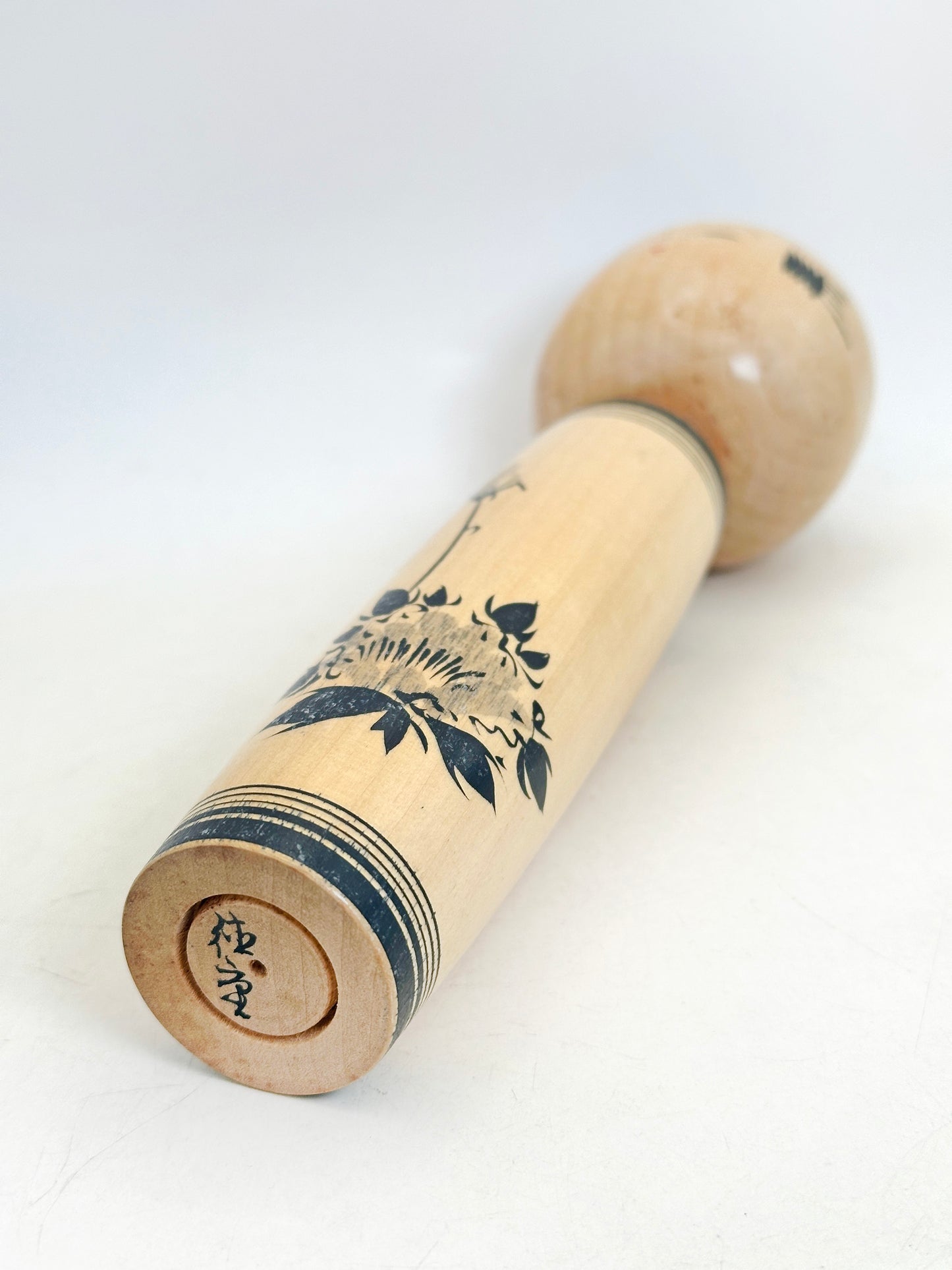 K20160 - Sosaku Shingata Kokeshi by Kanazawa Tokushige 金沢徳重