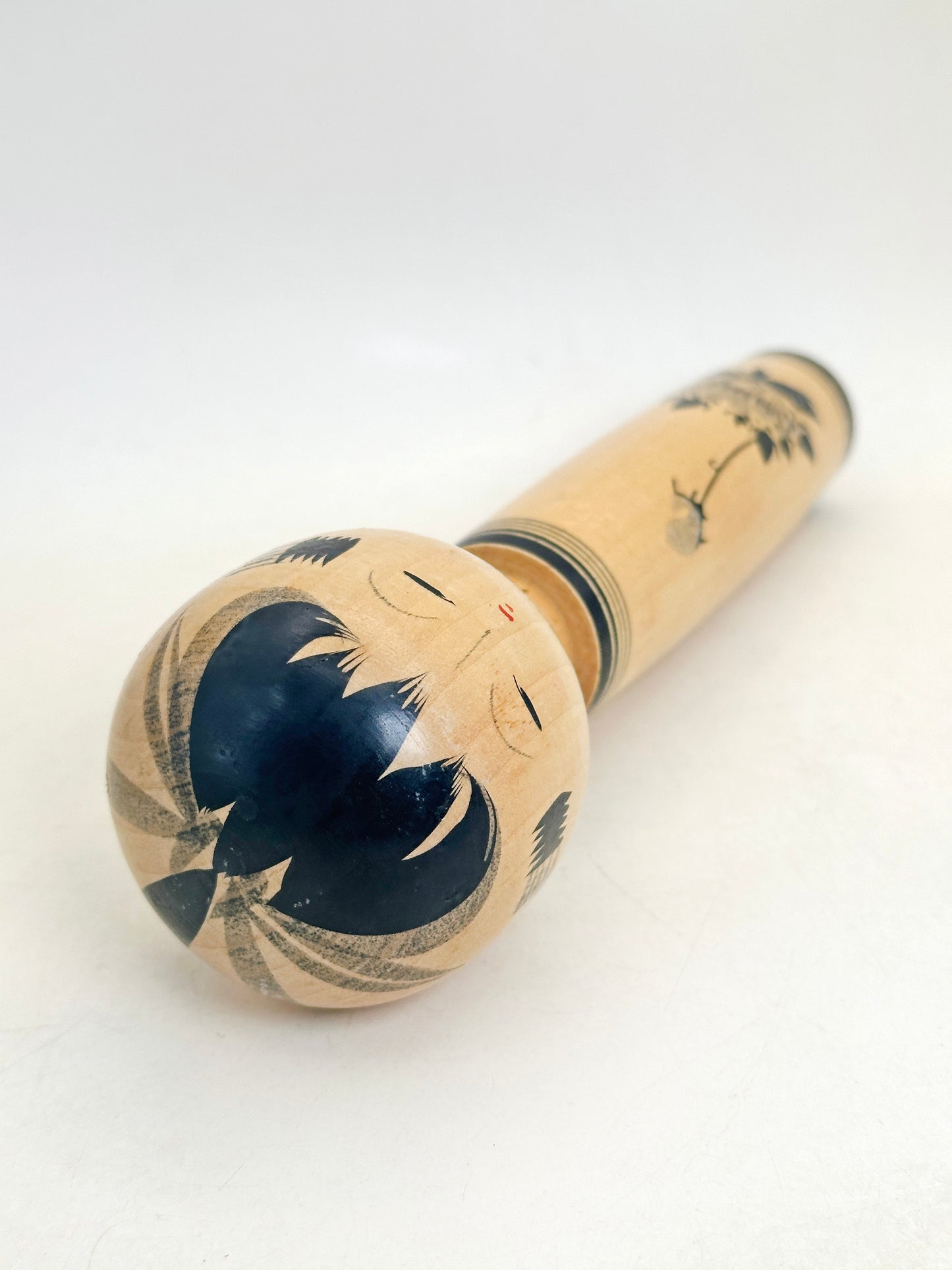 K20160 - Sosaku Shingata Kokeshi by Kanazawa Tokushige 金沢徳重