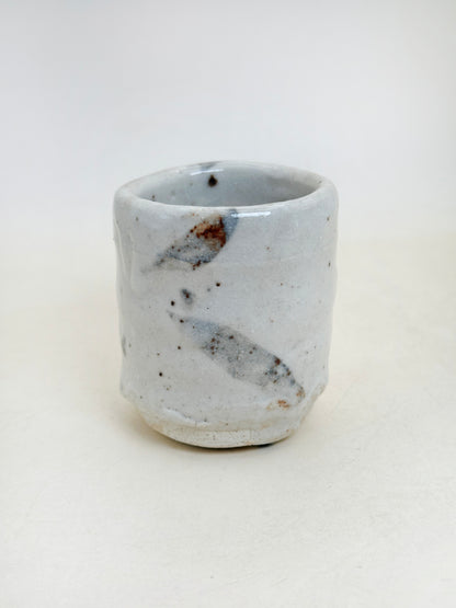 TB327 - Small Shino-yaki Kikōhai cup 志野焼