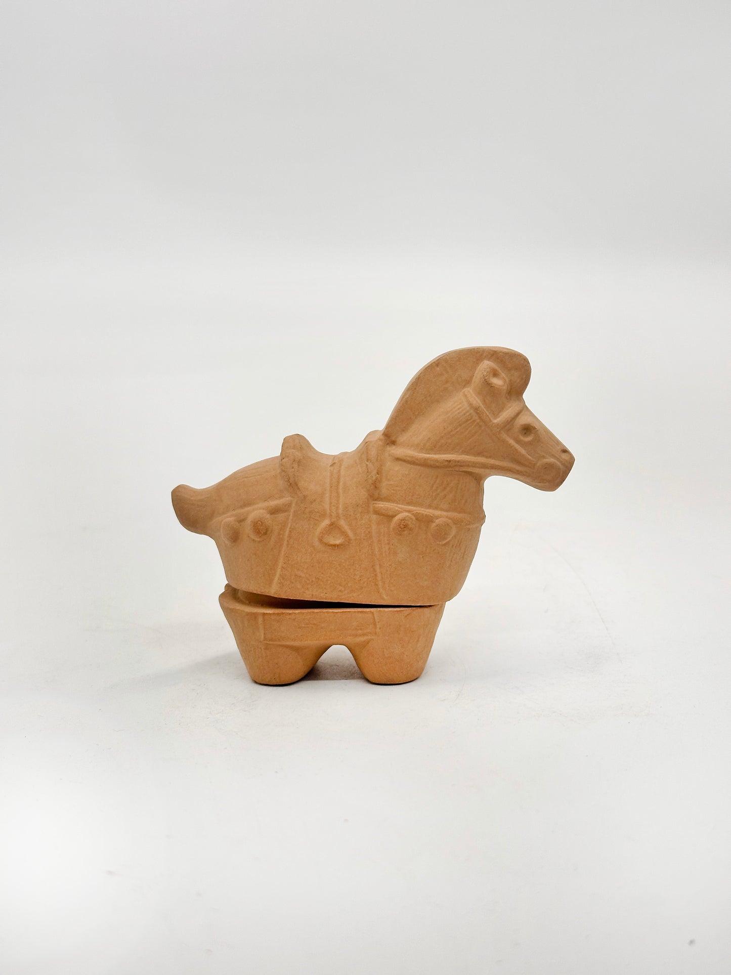 TB213 - Boîte Kogo de haniwa cheval 埴輪