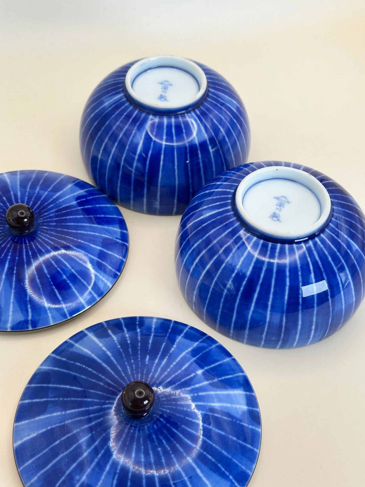 TB65 - Tasses à thé avec couvercle par Fukagawa Seiji 深川製磁