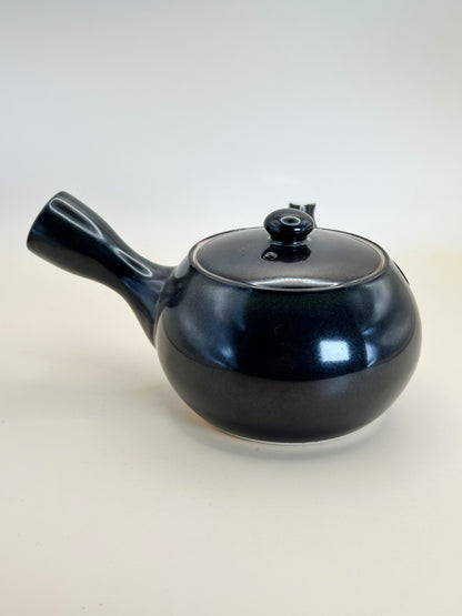 TB67 - Petite Théière en Porcelaine d'Arita-yaki 有田焼
