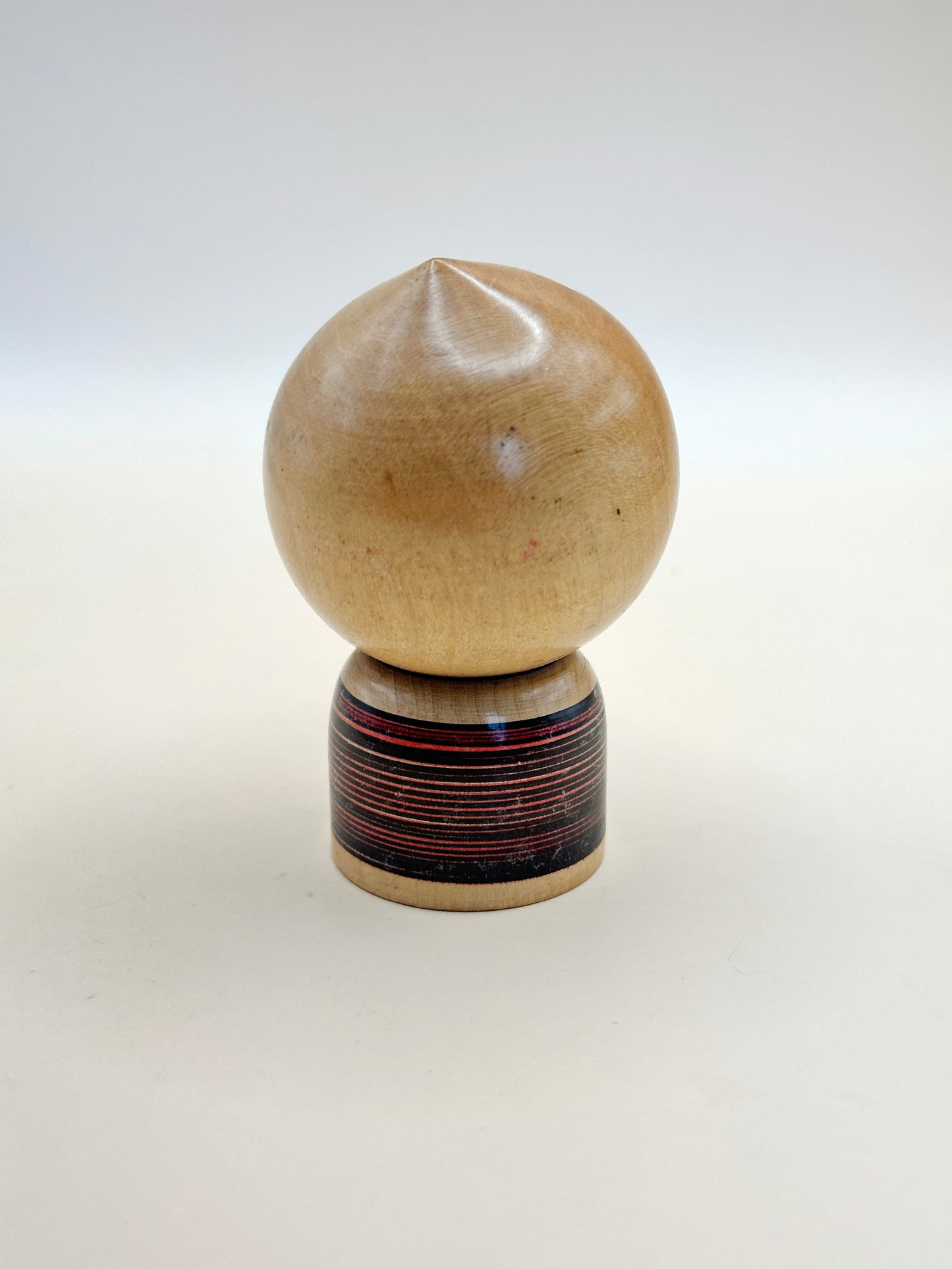 K10143 - Sosaku Kokeshi par Noboru Tamura 田村昇