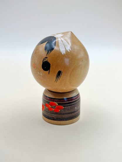 K10143 - Sosaku Kokeshi par Noboru Tamura 田村昇
