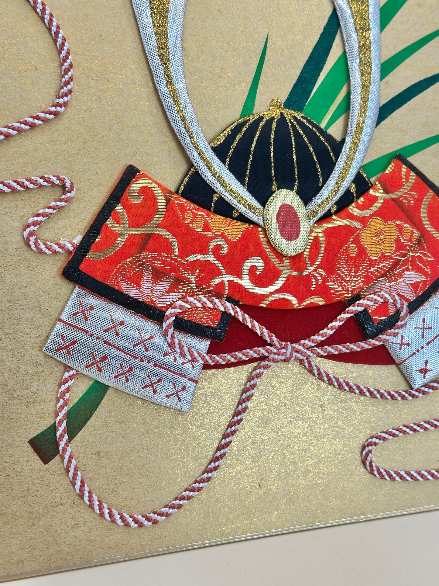 SHP173 - Nishijin-ori Shikishi Artwork Kabuto 兜