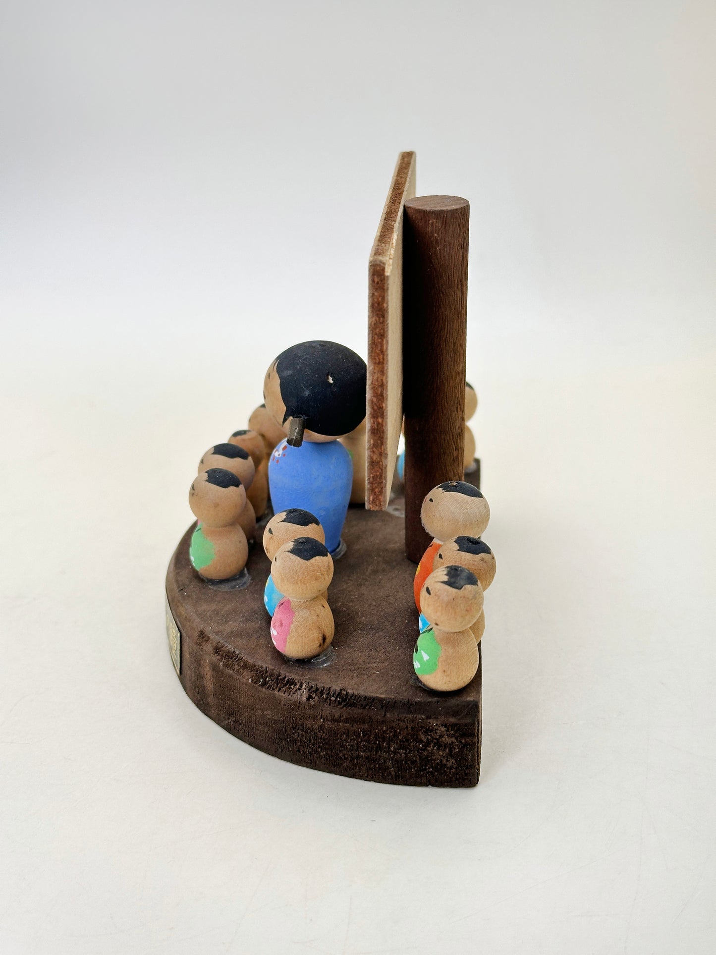 K10200 - Omiyage Kokeshi of Twenty-Four Eyes 二十四の瞳