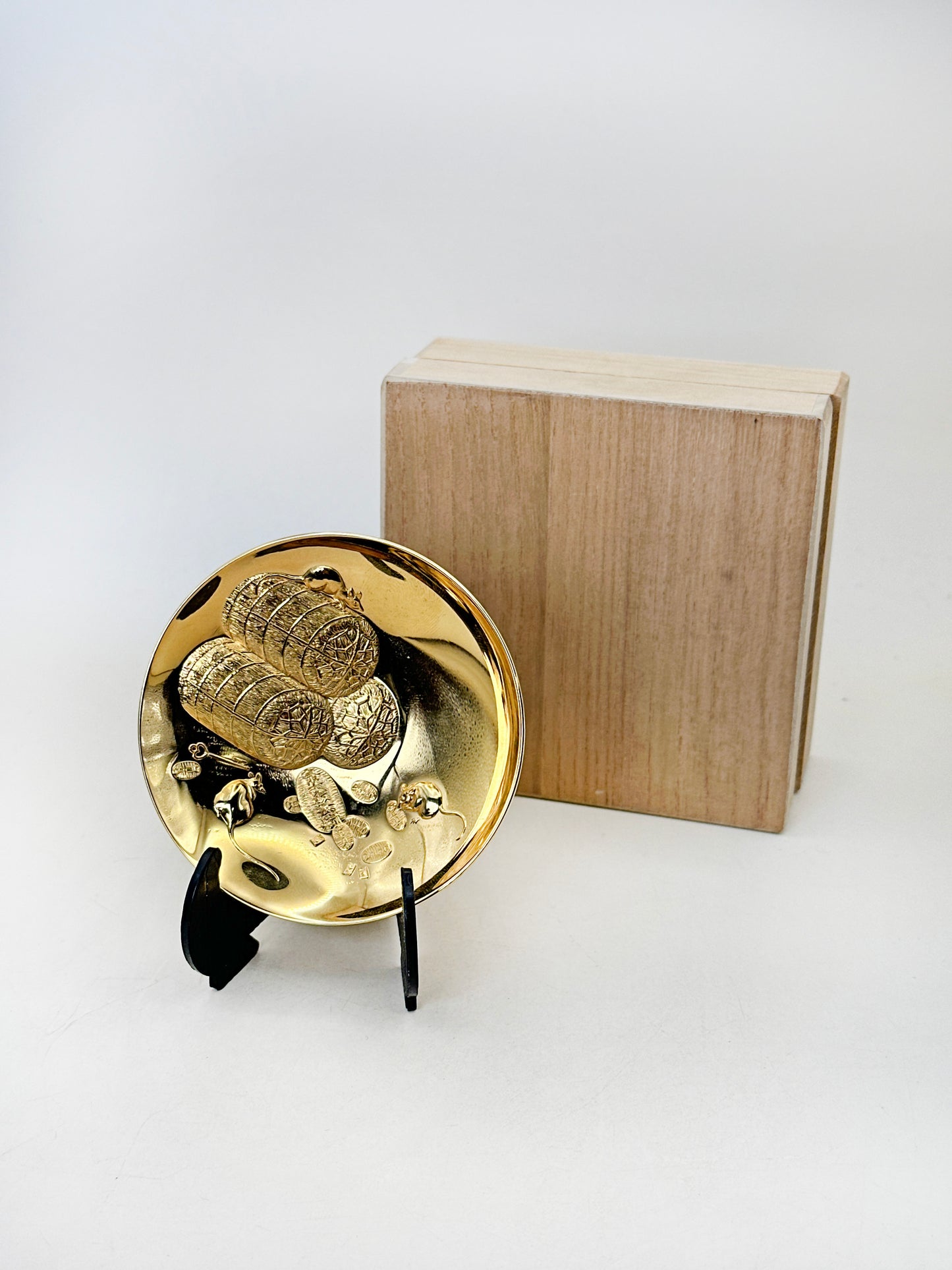 TB229 - Coupe Kinpai Cérémonielle Plaqué Or 24 Carats 金盃