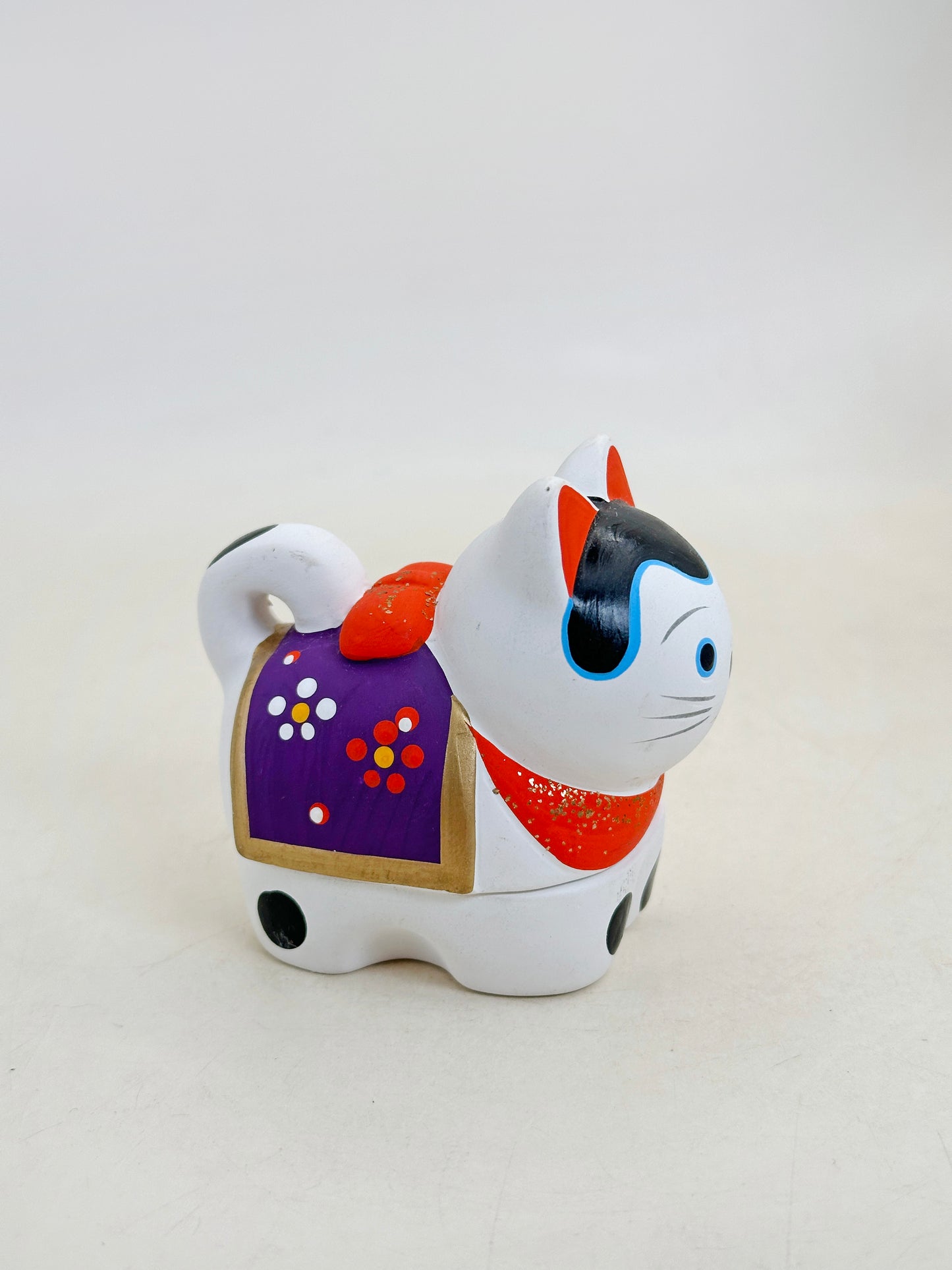 TB338 - Inuhariko dog Kogo by Shōhō 昭峰