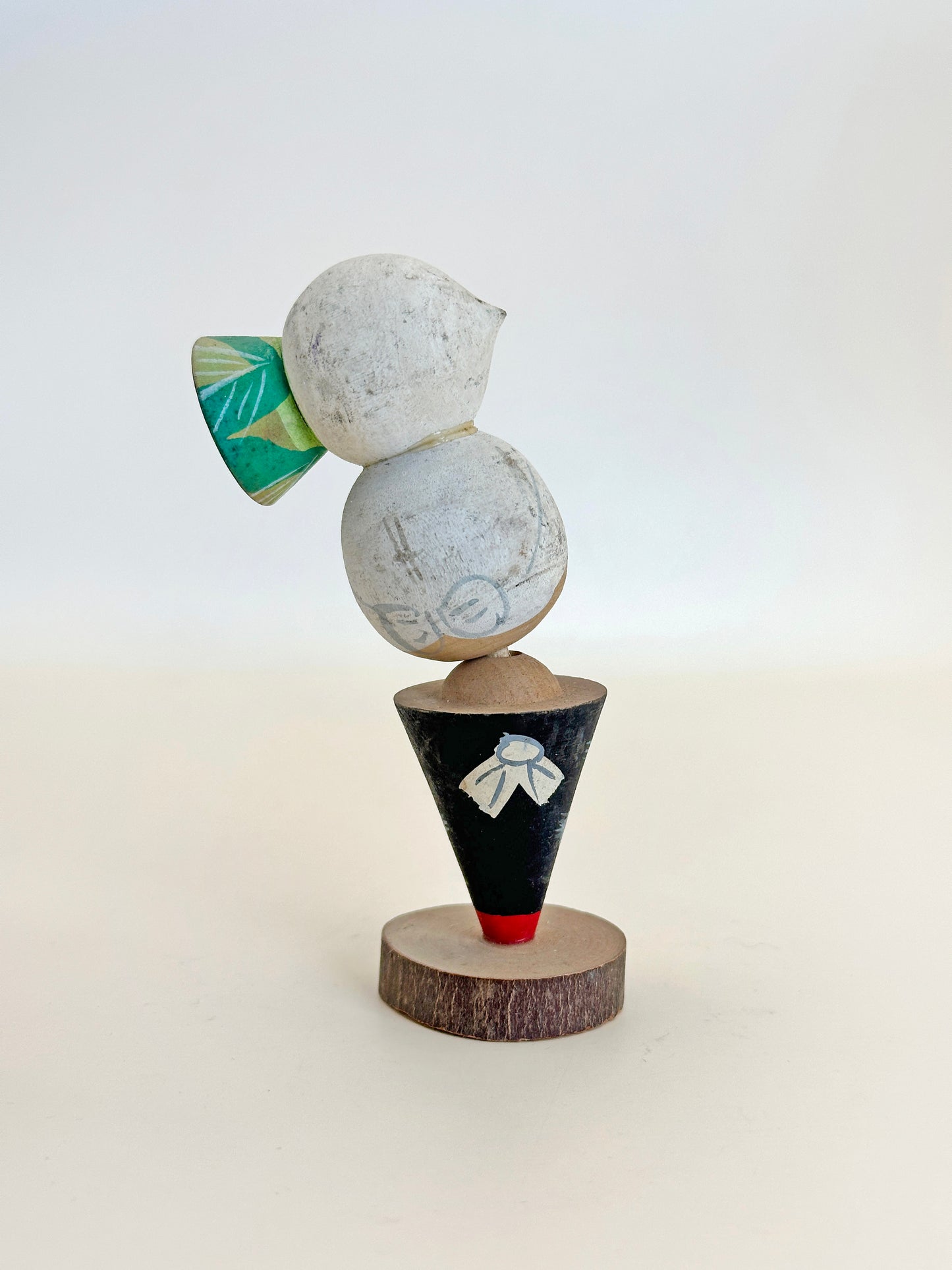 K10145 - Omiyage Daikon Kokeshi from Kagoshima 鹿児島