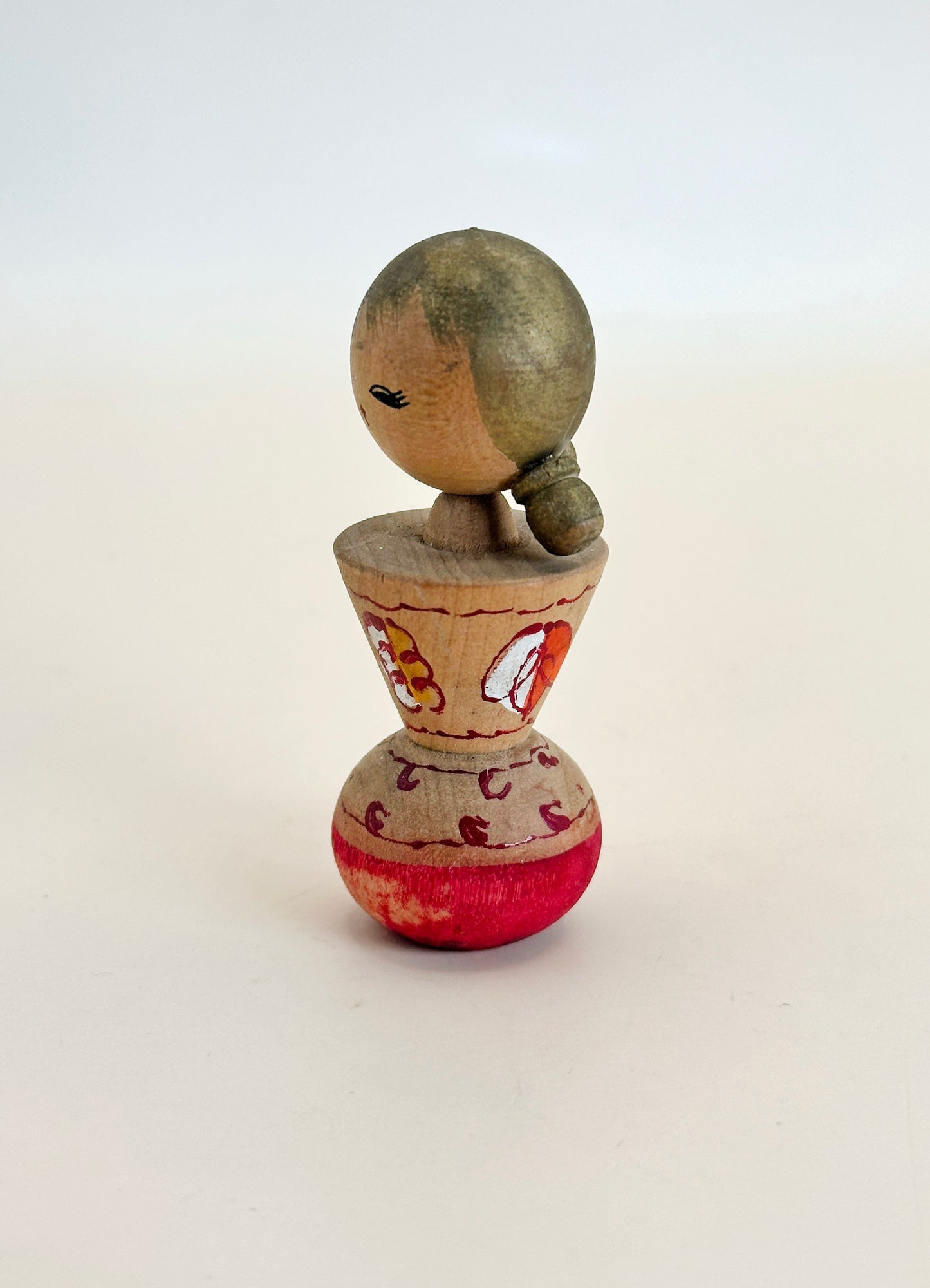 K05044 - Kokeshi Omiyage d'Uwajima 宇和島