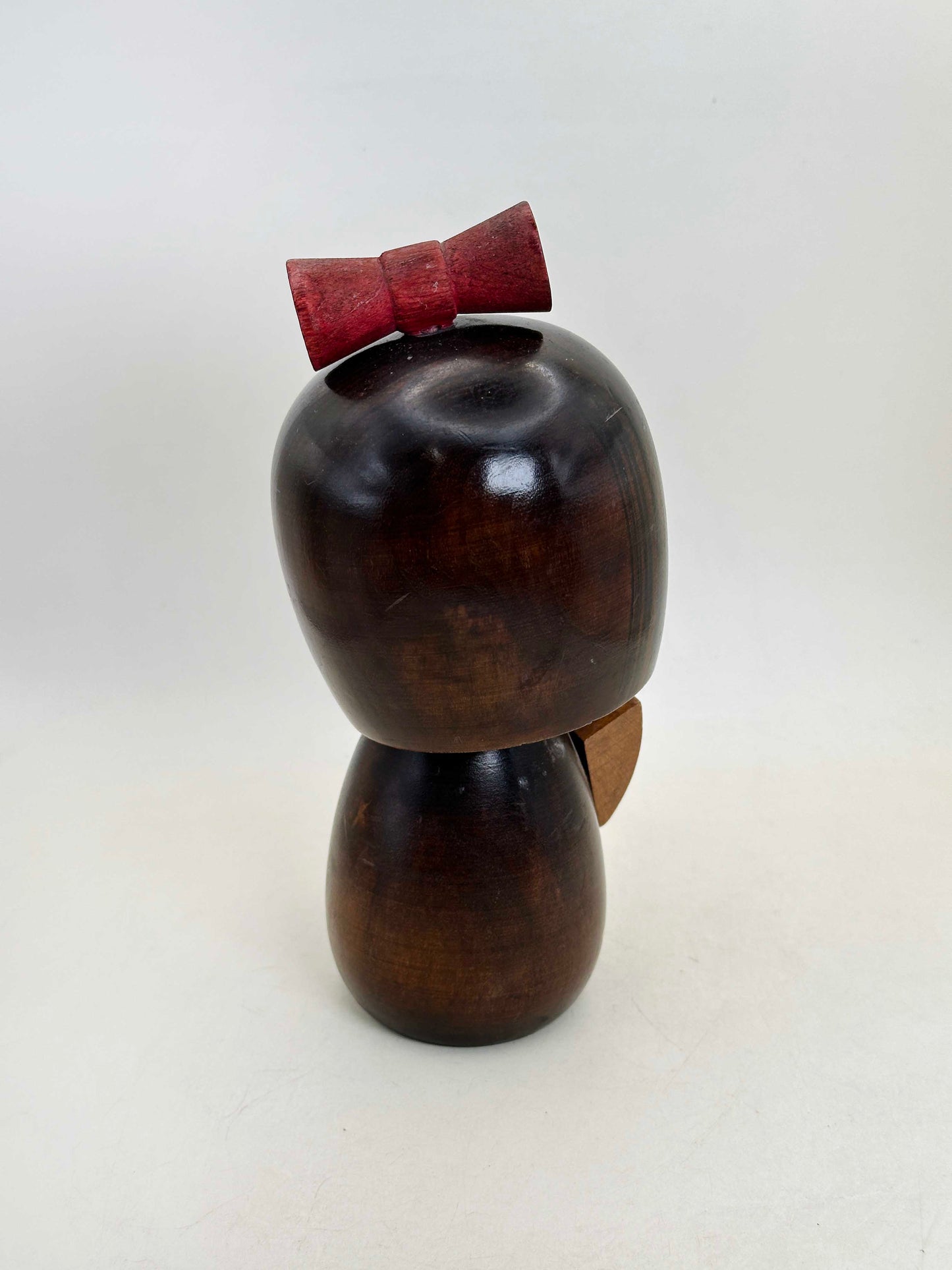 K20161 - Sosaku Kokeshi by Tomio Ishida 石田とみお