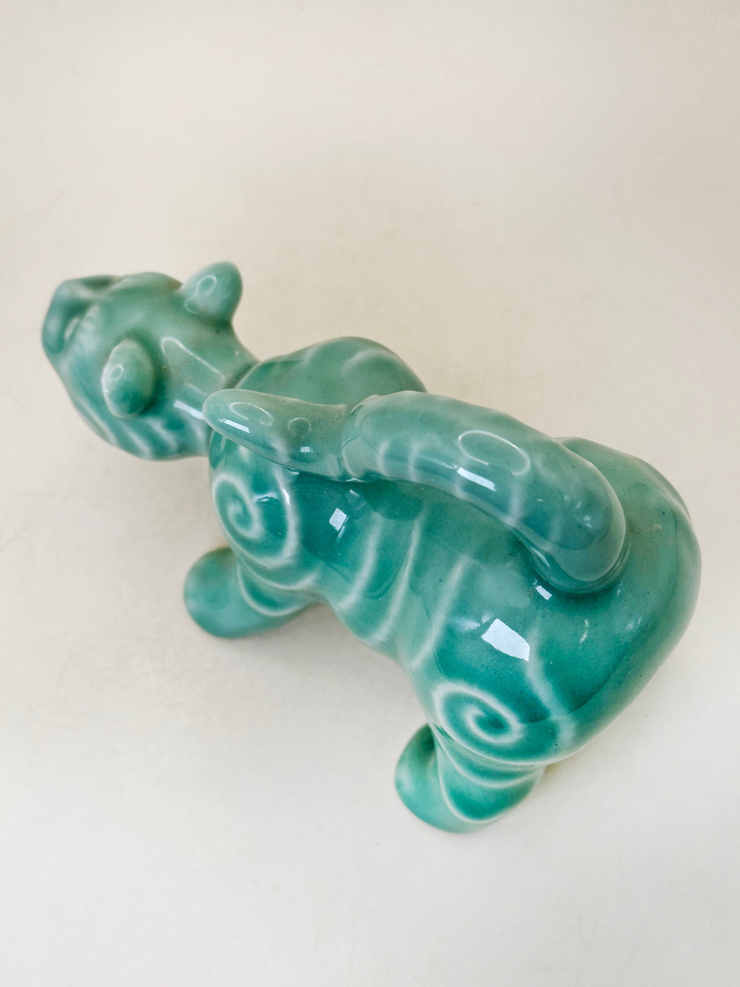 FT380 -  Imari ware tiger figurine 伊万里焼