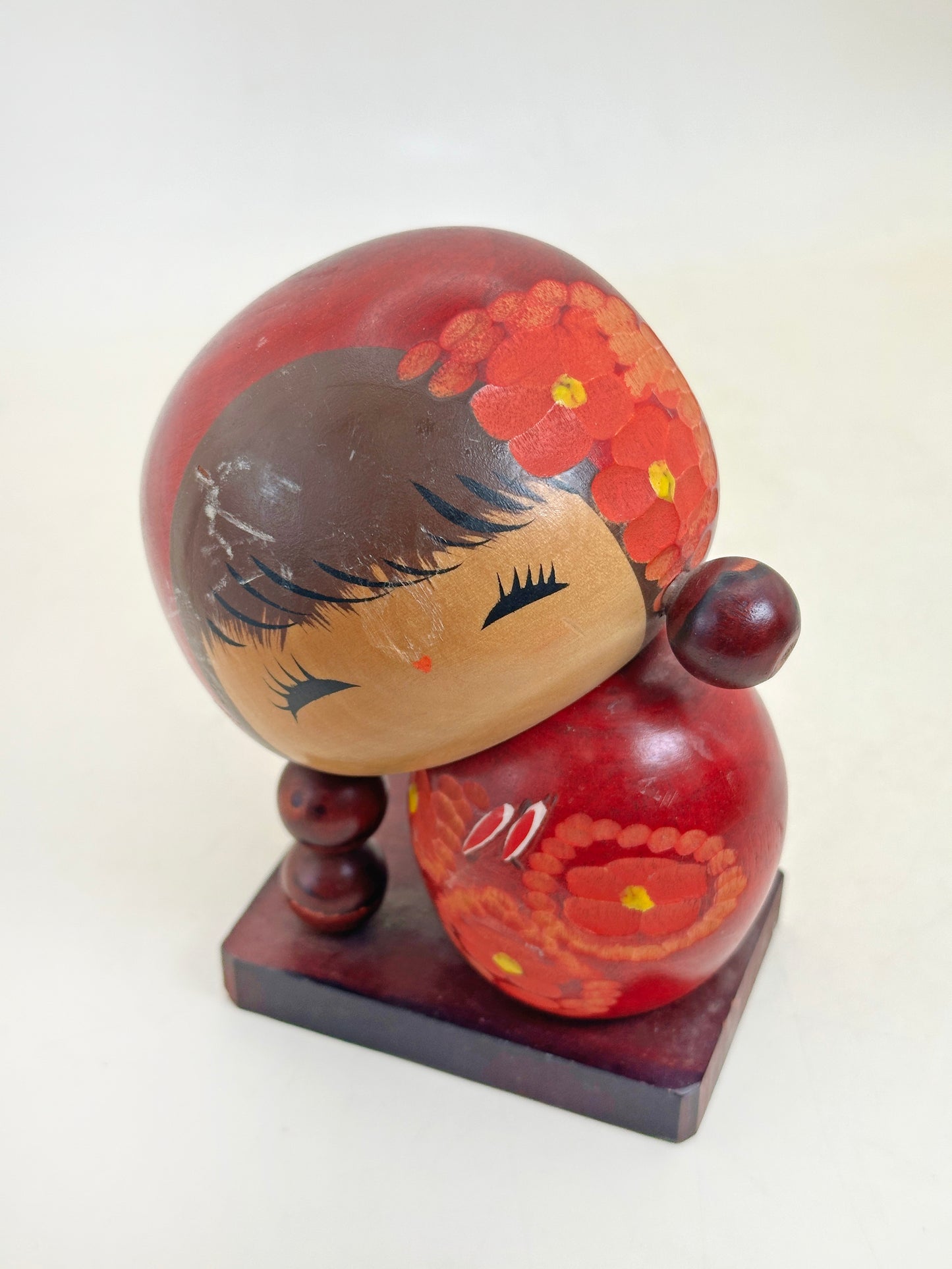 K10243 - Sosaku Kokeshi by Tamura Chie 田村千栄