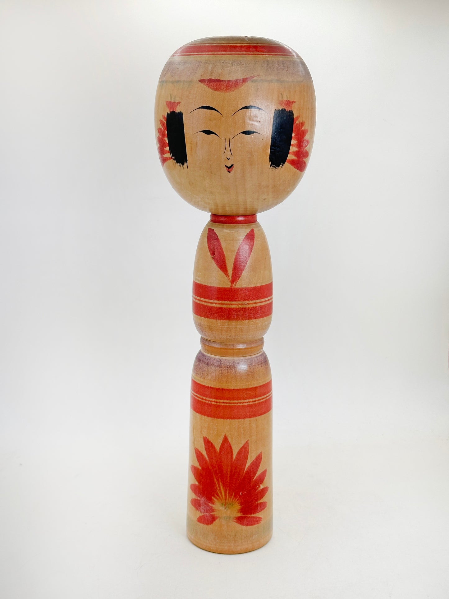 K30067 - Yajiro Kokeshi by Tatsuo Satō 佐藤辰雄