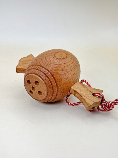 CB215 - Maillet porte-bonheur en bois Dorei Bell 福のこづち