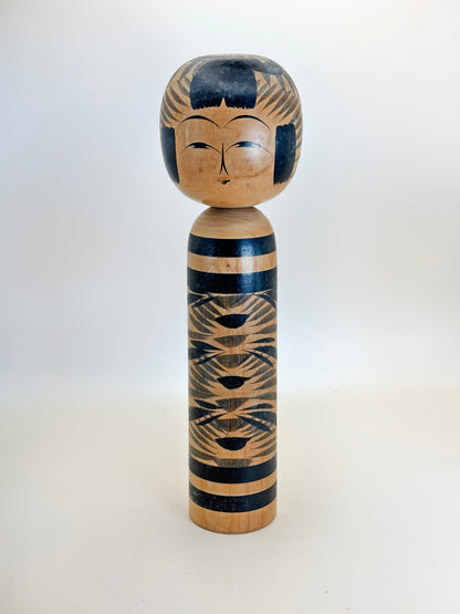 K25067 - Traditional Togatta Kokeshi by Takeji Yamao 山尾武治