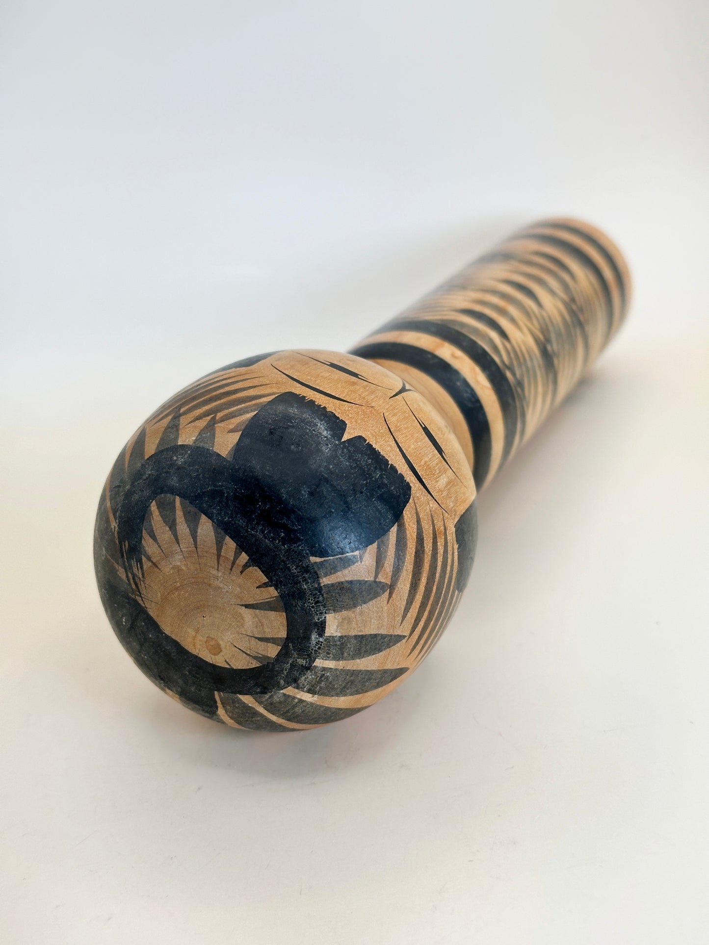 K25067 - Traditional Togatta Kokeshi by Takeji Yamao 山尾武治