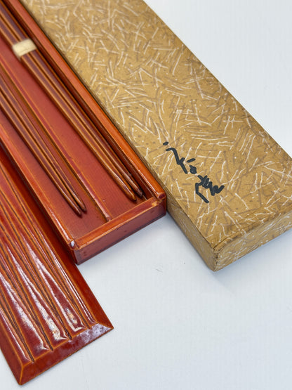 TB353 - Vintage Hida Takayama Shunkei-nuri Chopstick Box 春慶塗
