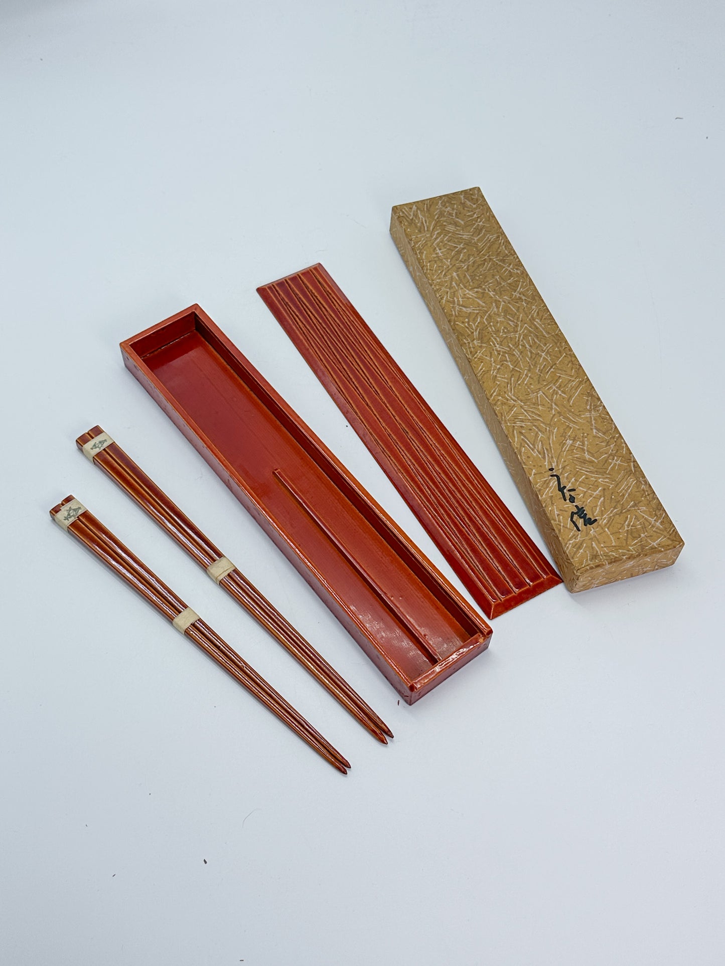 TB353 - Vintage Hida Takayama Shunkei-nuri Chopstick Box 春慶塗