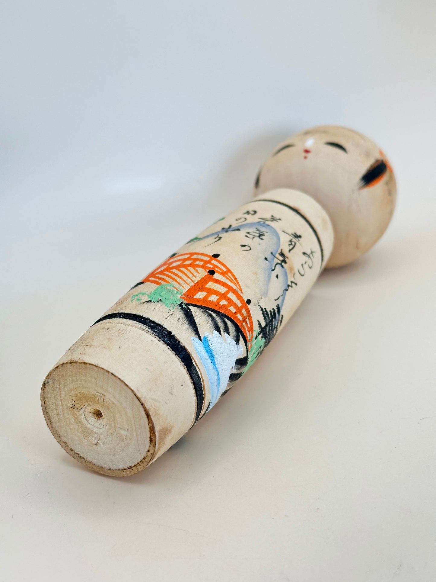 K18117 - Omiyage Kokeshi from Nikkō 日光