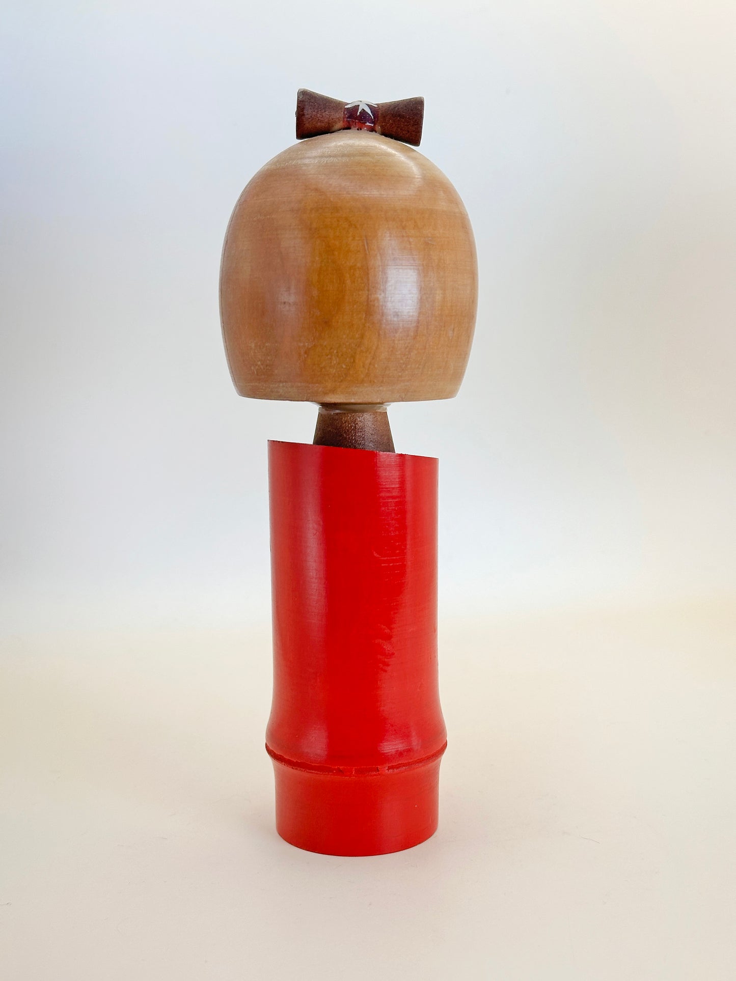 K18116 - Sosaku Kokeshi by Yamagishi Umeyoshi 山岸梅好