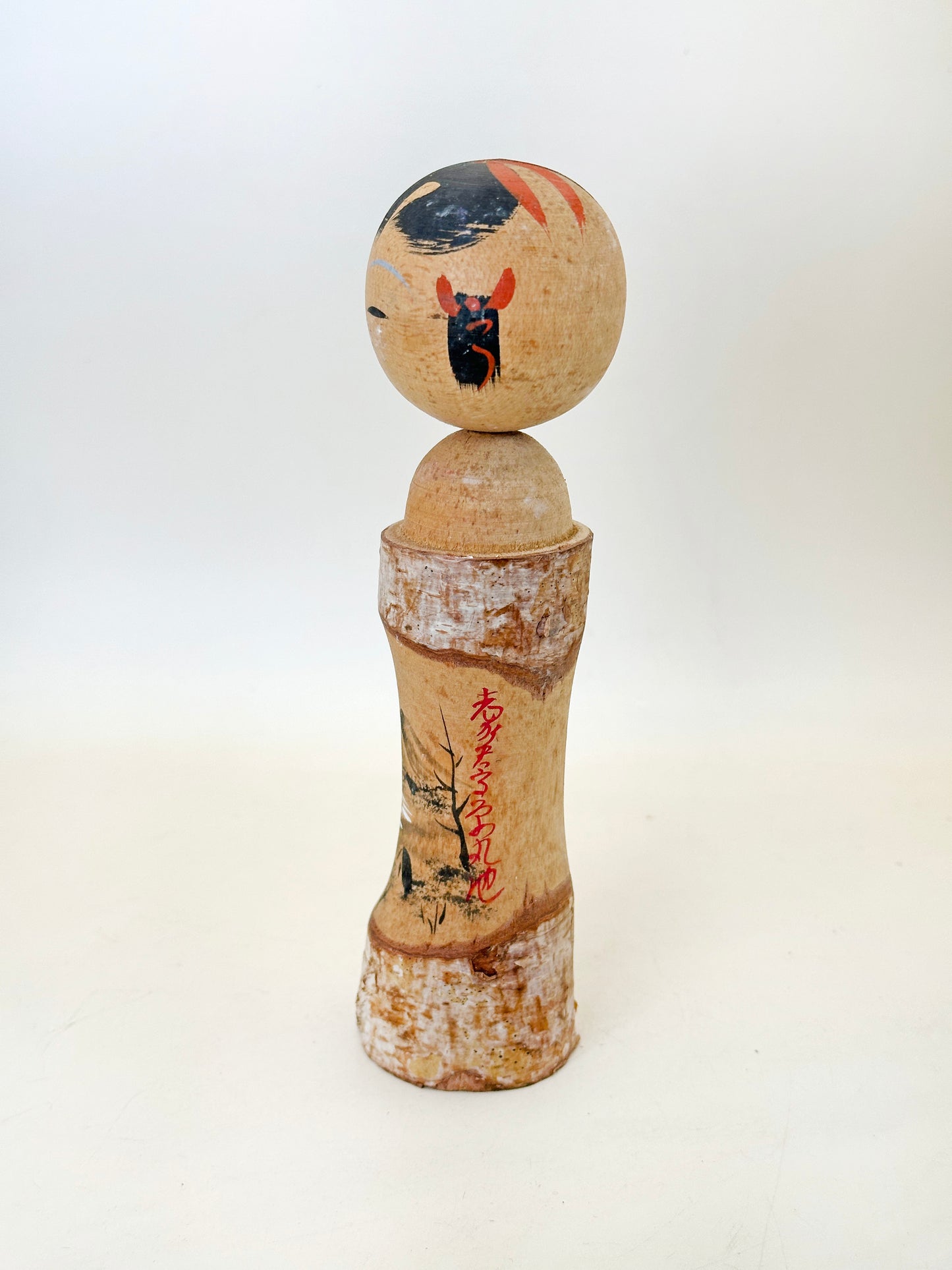 K18146 - Kokeshi Omiyage du lac Shirakaba 白樺湖