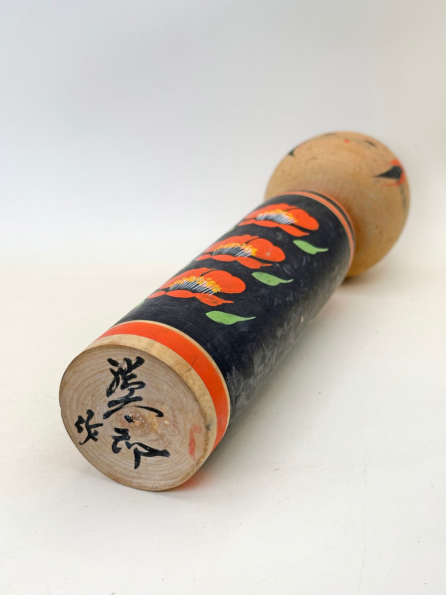 K28178 - Sosaku Shingata Kokeshi par Shibutaro 渉太郎