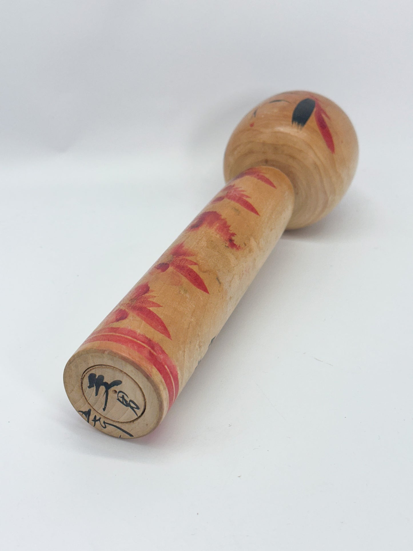 K30072 - Traditional Togatta kokeshi by Fumio Sato 佐藤文男