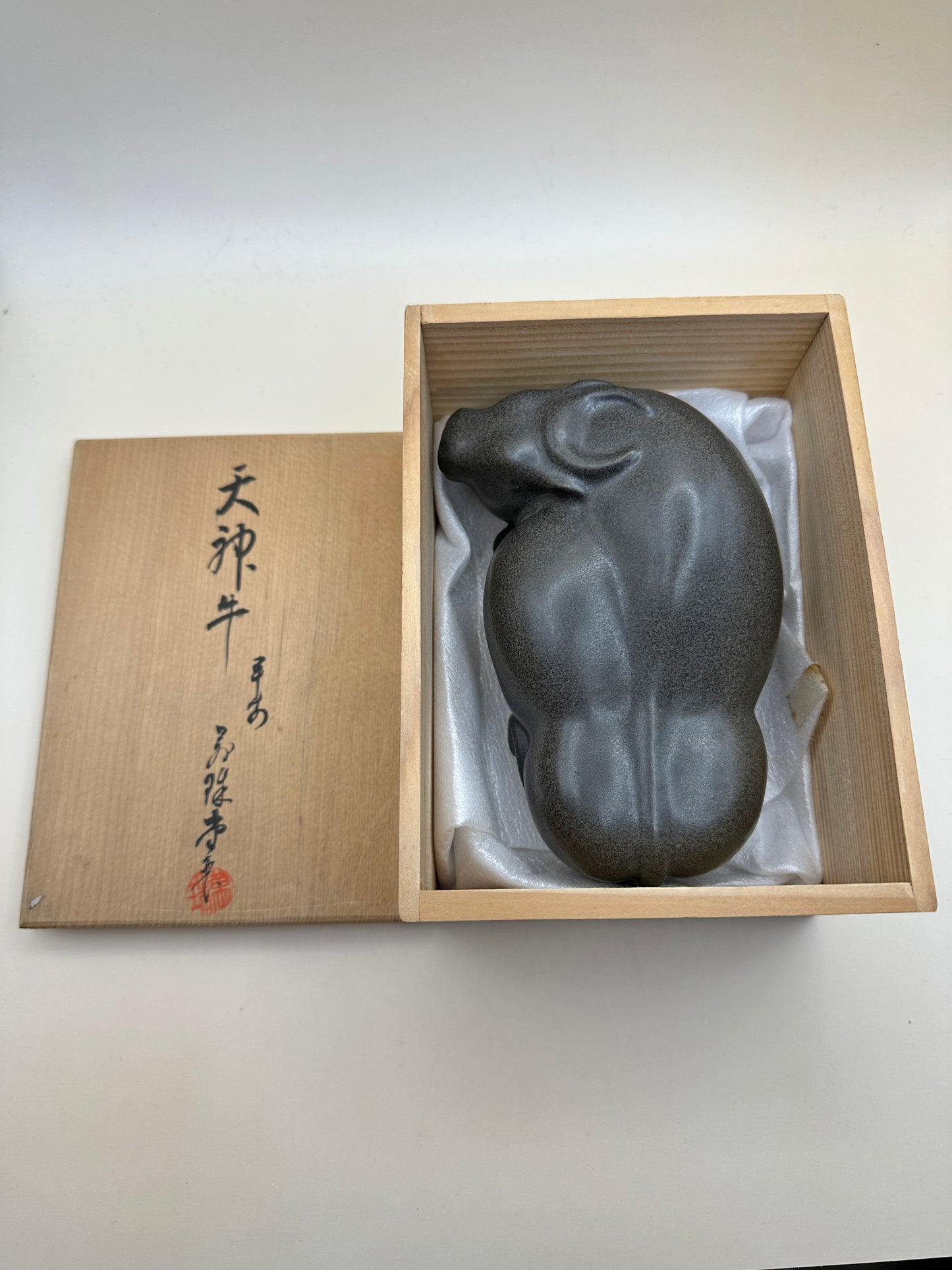 FT248 - Shōfuku Eto Tenjin-ushi by Heian Manjudō 平安萬珠堂造