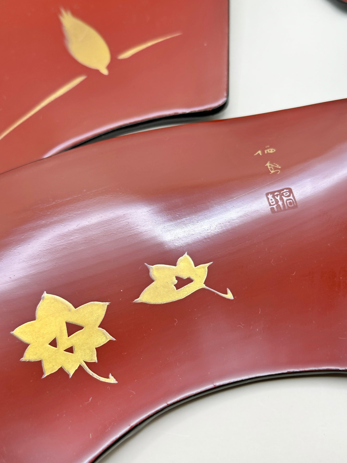 TB120 - Japan Lacquerware Plates of Takeuchi Seihō 竹内栖鳳