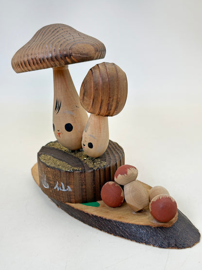 FT392 - Omiyage Kokeshi from Unzen 雲仙