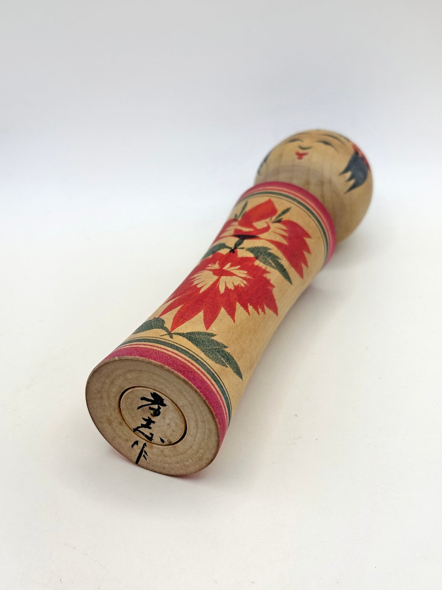 K15096 - Naruko kokeshi by 遠藤孝志 Takashi Endo