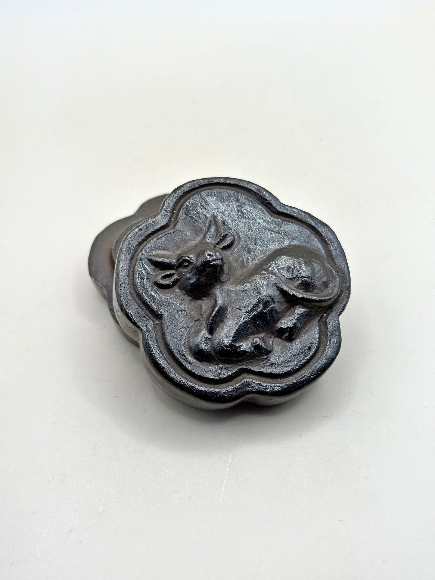 TB146 - Kōgō Incense Box Shinkyoku-style 香盒