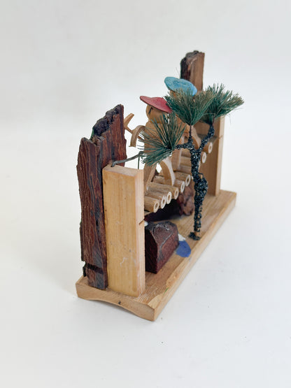 K10251 - Omiyage Folk Craft from Hakone 箱根
