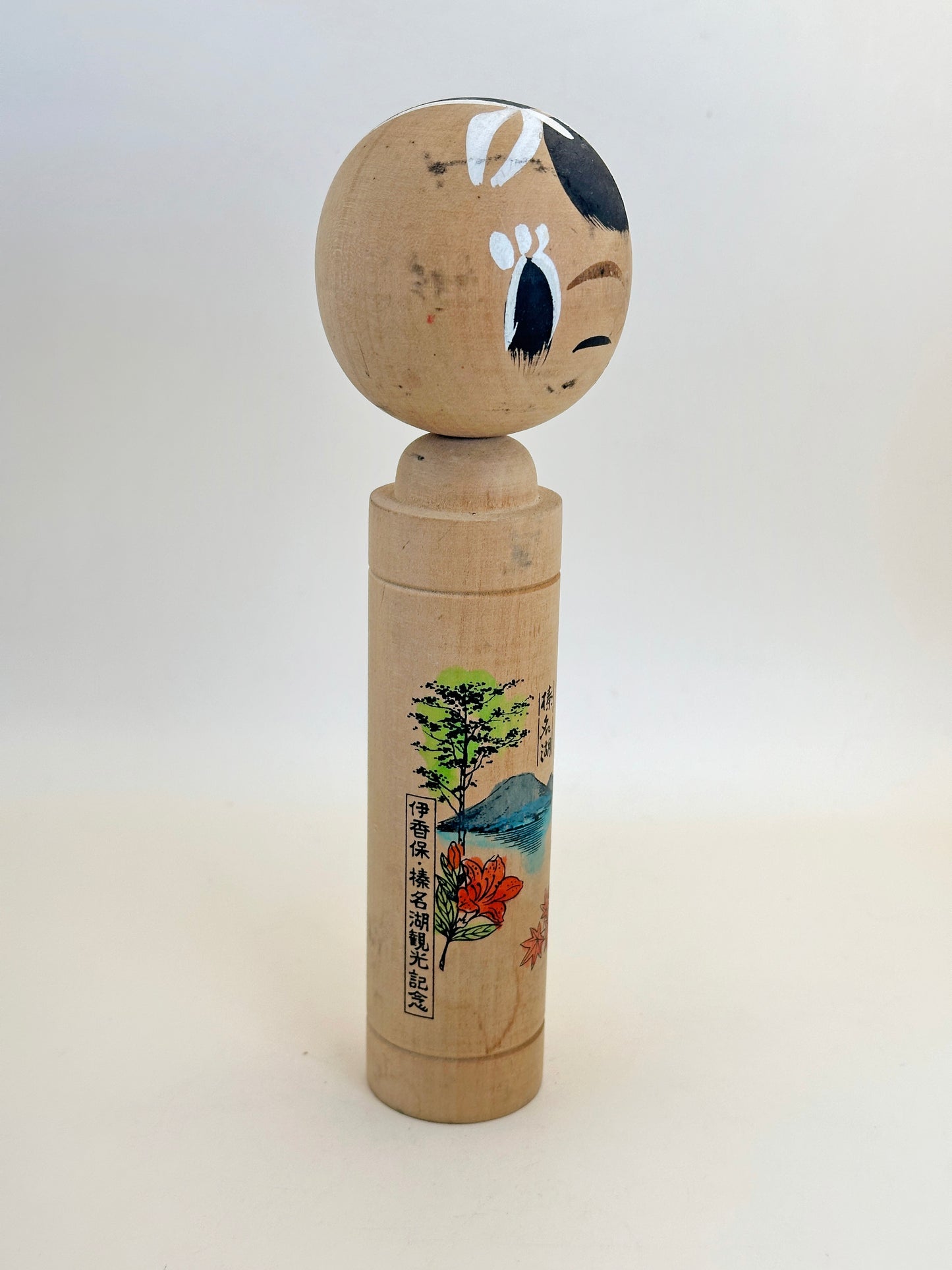 K20102 - OmiyageKokeshi from Lake Haruna 榛名湖