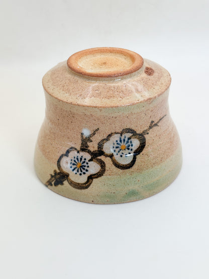 TC125 -  Mino-yaki chawan by Soga Hakuan 曽我伯庵