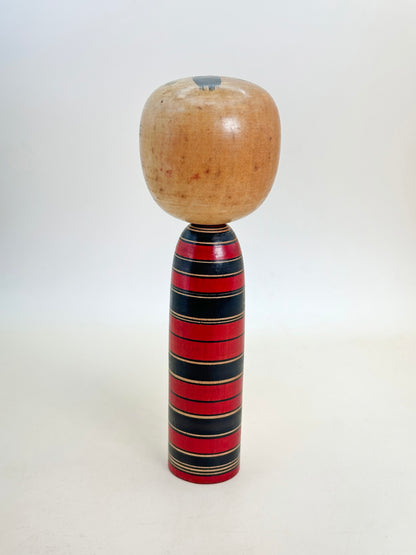 K15100 - Shingata Kokeshi by Shōichi 莊一