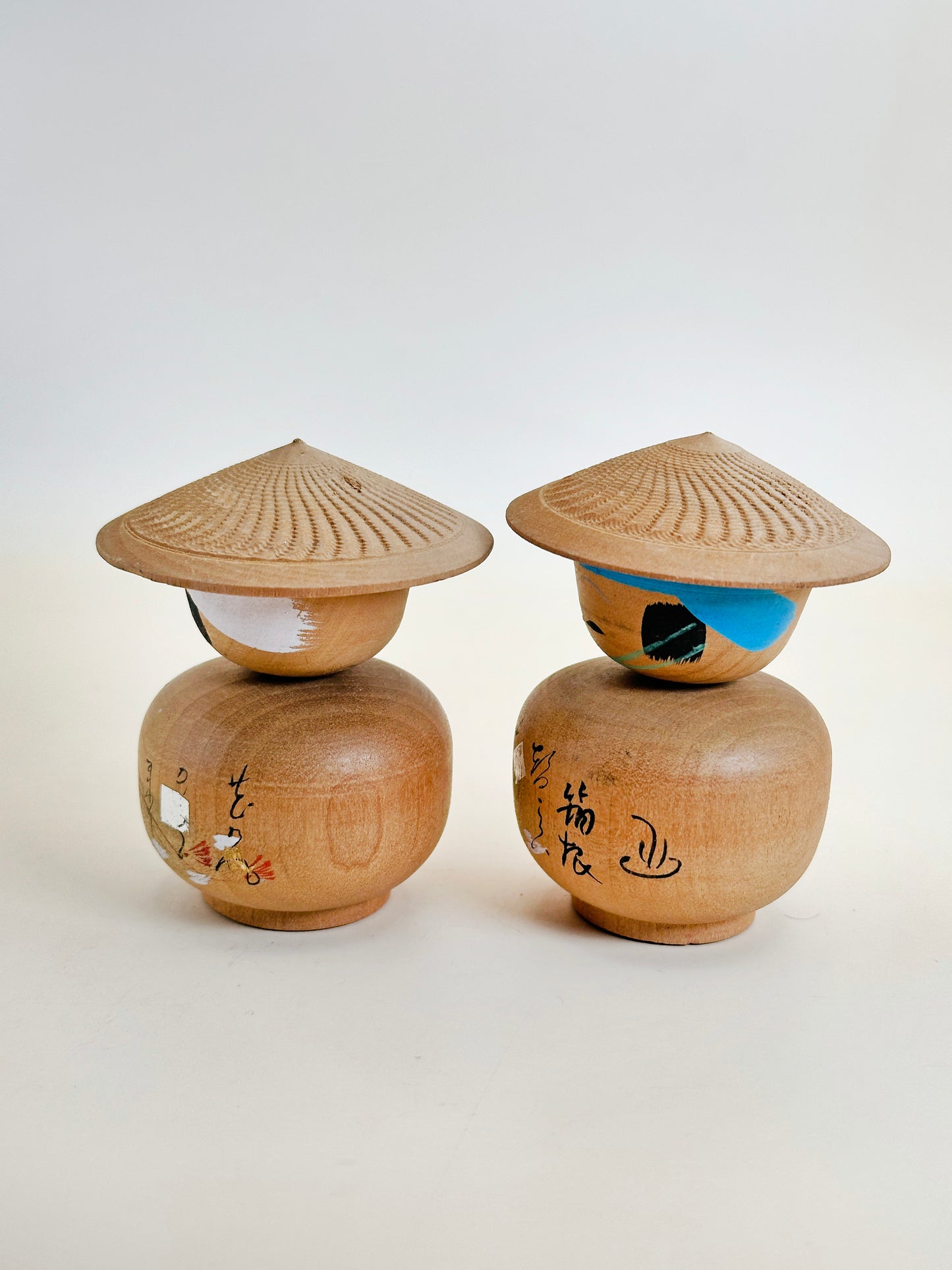 K05048 - Omiyage Kokeshi from Hakone 箱根