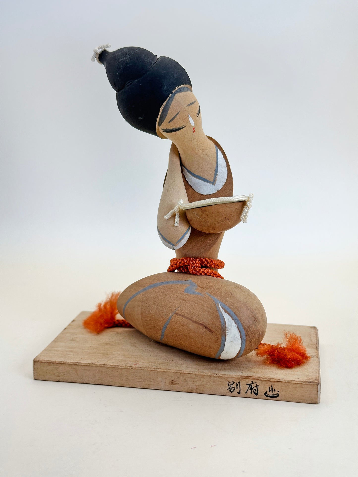 K10174 - Poupée Omiyage Kokeshi de Beppu 別府