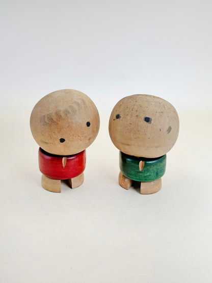 K05051 - Sosaku Kokeshi de Hanamaki 花巻