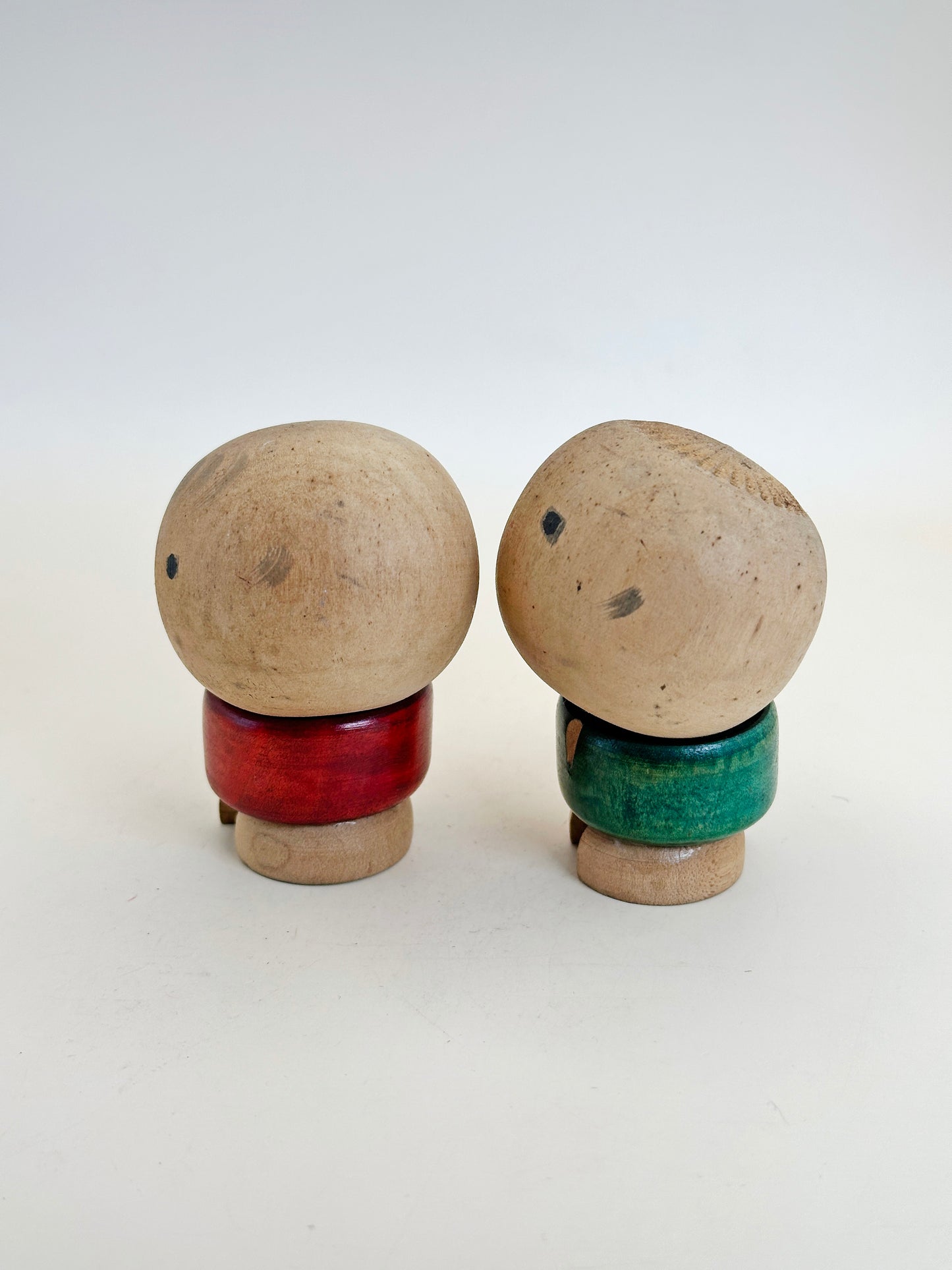 K05051 - Sosaku Kokeshi de Hanamaki 花巻