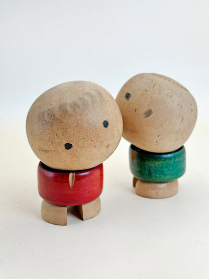 K05051 - Sosaku Kokeshi de Hanamaki 花巻