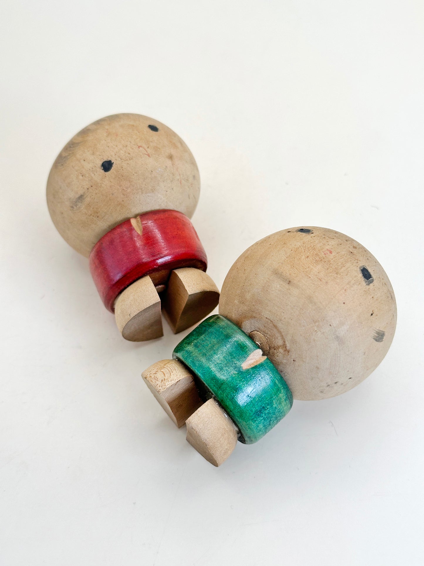 K05051 - Sosaku Kokeshi de Hanamaki 花巻